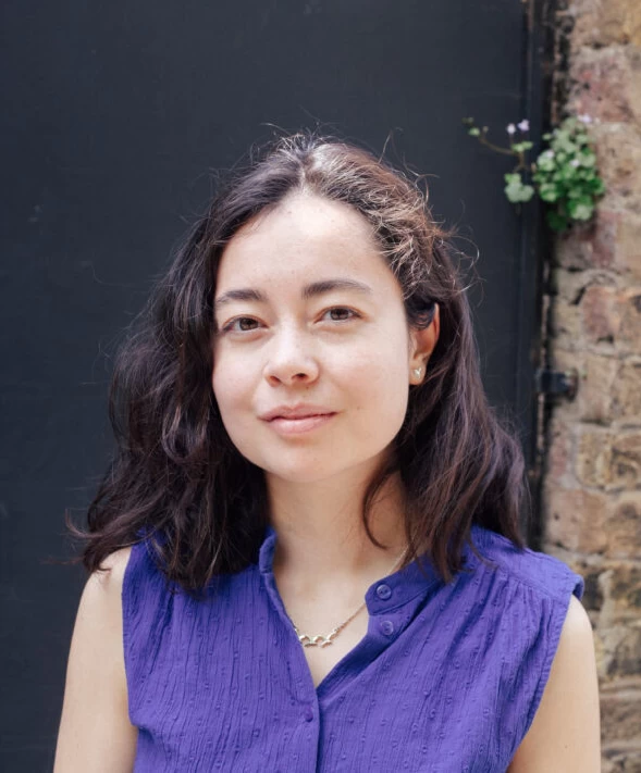 Naomi Ishiguro