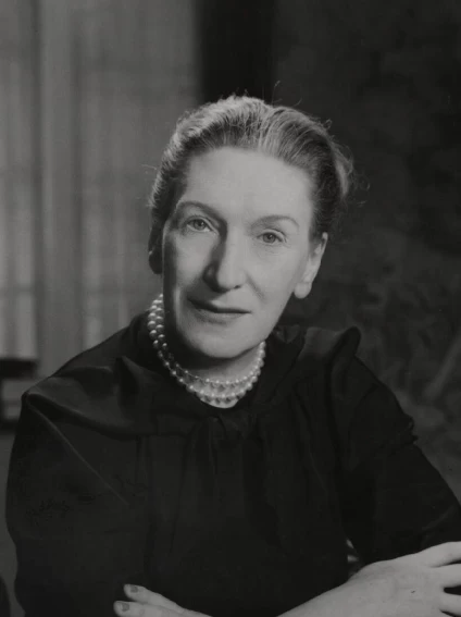 Elizabeth Bowen Elizabeth Bowen